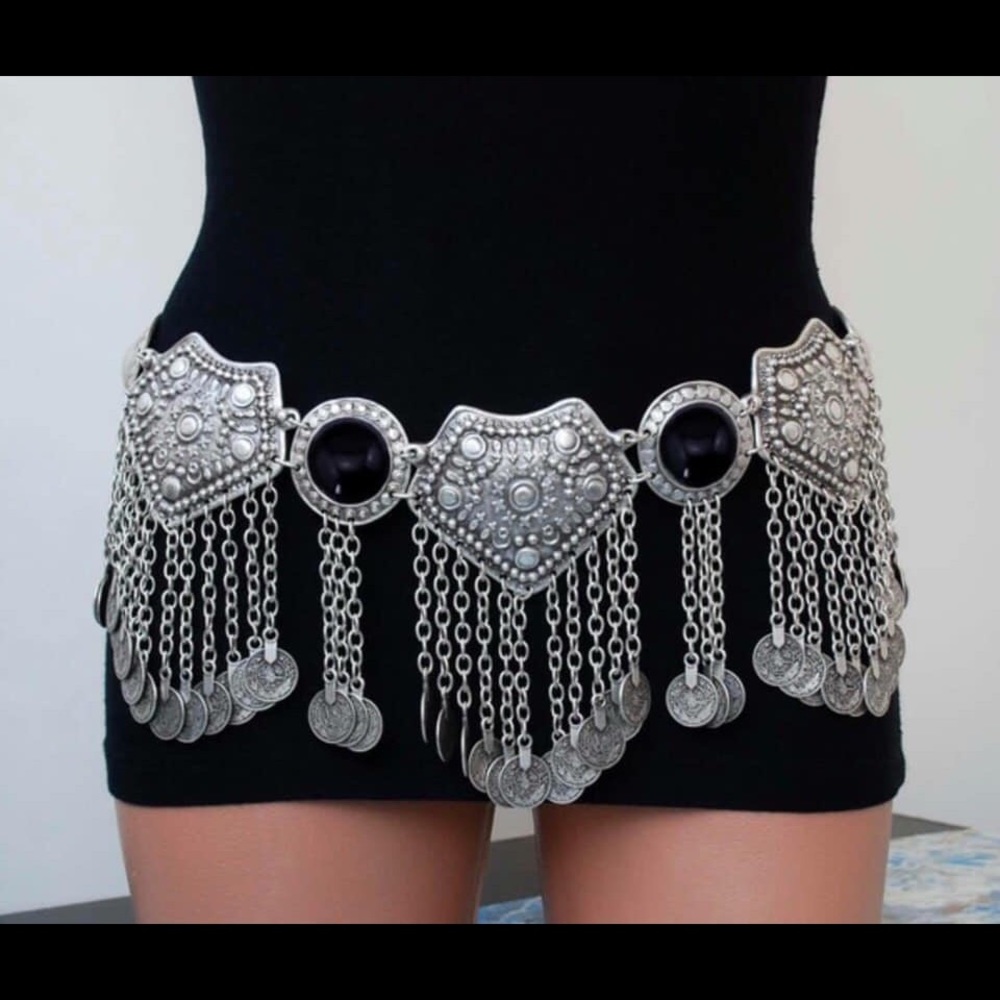 Belts - Picture 2 of 5